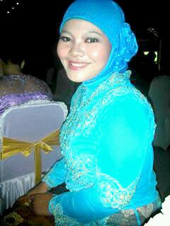 9 juni 1996|♥Mom and my family and always ♡ ALLAH . Tetap semangat jalanin karir untuk menjadi yang lebih maju☺|borrrrii♥
