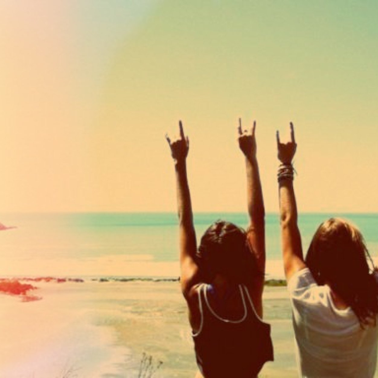 ❁never let go of your dreams❁