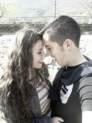 Estudiante de Técnico en Actividades fisicas deportivas en el medio natural.
Dos en uno, y uno en dos @Josebarrena9 tq!♡