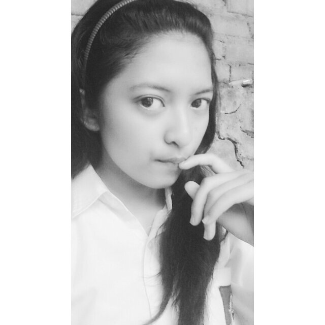 ♥Allah | MomPap & @viregae is my motivation  | @hanggini is my Inspiration | @Vlazmodel http://t.co/xuKDukJNGj