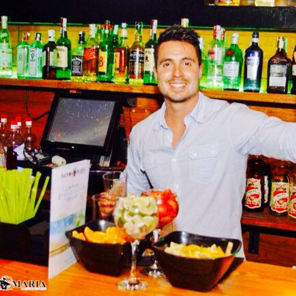 Alb_Rodrigu3z's profile picture. Sólo hay dos momentos en la vida en los que no puedes hacer nada, ayer y mañana. VIVE.
Licenciado en CC. Actividad Fisica y Deporte. Enamorado de la vida.