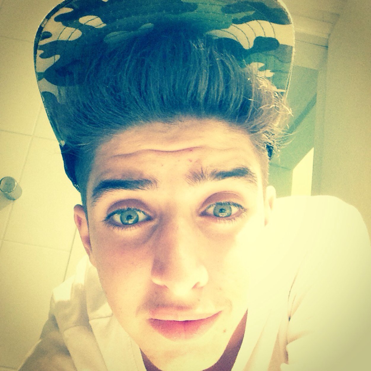 Fã Clube criado e oficializado pelo @LipeMariano_ *-* Lindo da #Jessiica 
http://t.co/KBj1TodO6G