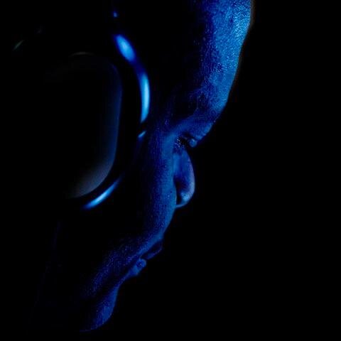 Digital/interdisciplinary artist, producer, musician, filmmaker, creative technologist and educator. Opinions are my own.
He/him
Threads/Insta @rizo_morph