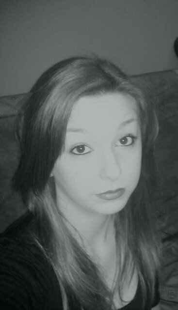 Christel_Cbl's profile picture. Je ne suis pas compliquée c'est juste que toi tu n'arrive pas a me comprendre.  Jalouse je suis mais c'est sa qui montre que je tiens à toi #Ma femme L #Corsica