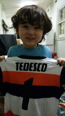 bruz999's profile picture. 