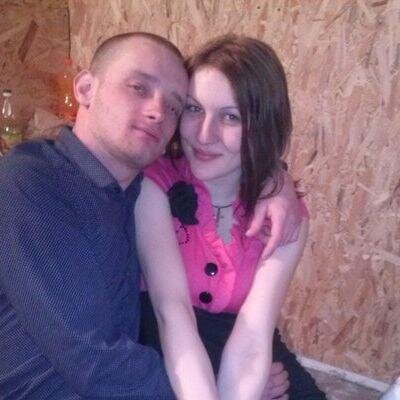 Здравствуйте все. Нравится обмениваться мыслями. Я достаточно раскрепощенная как человек. Живу в прекрасном городе. Хочу жить не обычно.