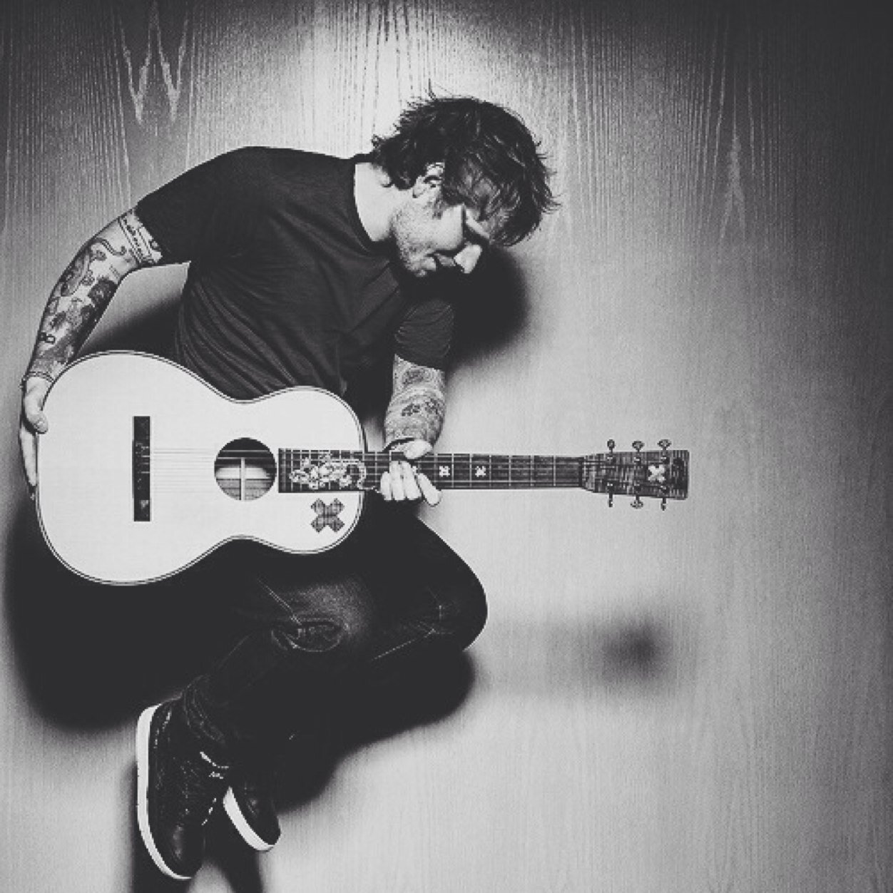 ♡Don't let him go 'Cause he's tired of sleeping alone♡ Just two girls shipping larry