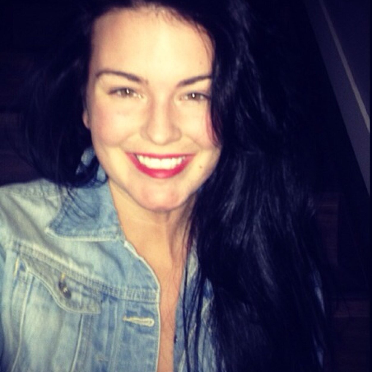 becswiseman's profile picture. Jealously is the ugliest trait.