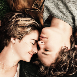 TVD - ACÉDE - Delena - Ansel Elgort - Shailene Woodley.
