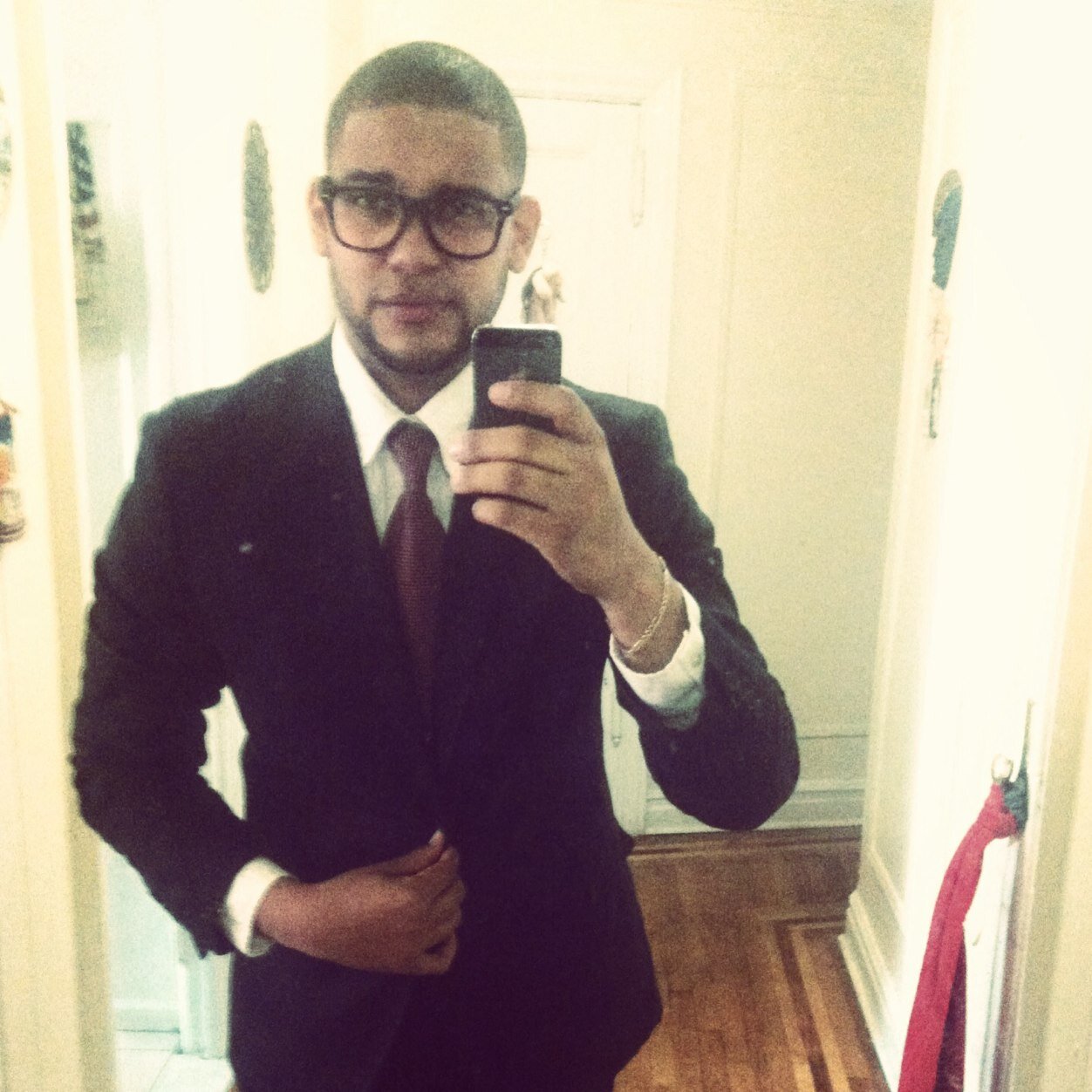 jaycarlos809's profile picture. The things that make life worth living can be thought, but must be felt with the heart. @newyorkhabla #newyorkhabla #vozdejuevntud