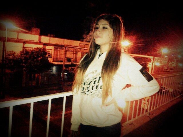 breemdacamila's profile picture. Fumate la vida, enrolla los problemas, Enciende las ideas, inhala las felicidades, aguanta las alegrias & exala la tristeza 
♥ 
       ► Segiime & Te Sigo. :3 ♥