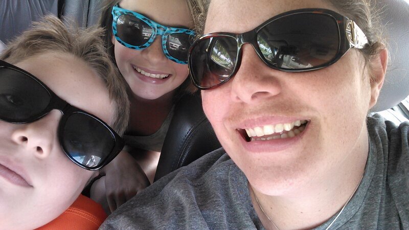 ErinHowe1979's profile picture. 