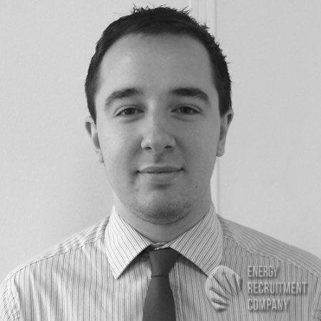 Oil & Gas Recruiter @energyreccomp - Finding and placing best talent in O&G industry - Offshore speciality. Link in with me: http://t.co/4rqVocIWxN