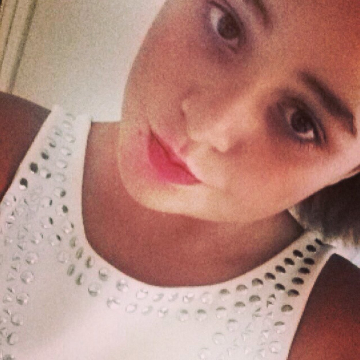 cutielesh2000's profile picture. 