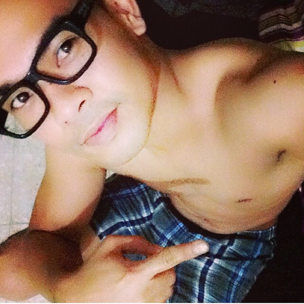 bejojo8's profile picture. Im a slave when it comes to love....stalker lang at obsess baga!;-)