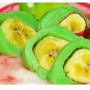 Mencari Es Pisang Ijo yang lezat dan menyegarkan? Datang ke booth kami ! Depan Masjid Nurul Amal Perumnas Cirebon.