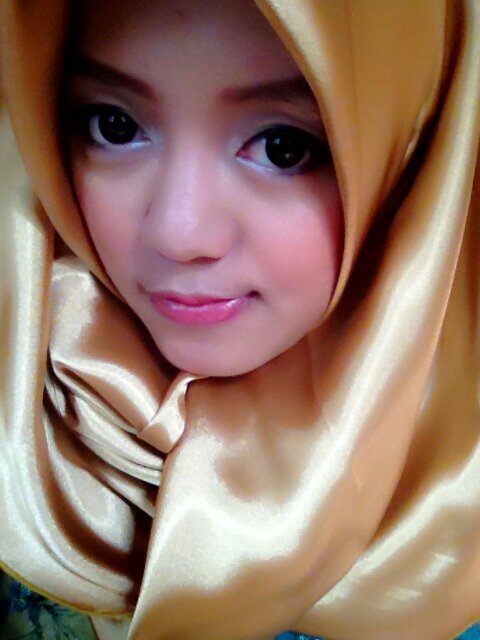 DebyFeby's profile picture. Traditional Dancer | Host | Tourism Ambassador of  Berau Regency | Teach on LeaerShipschool | art is my life