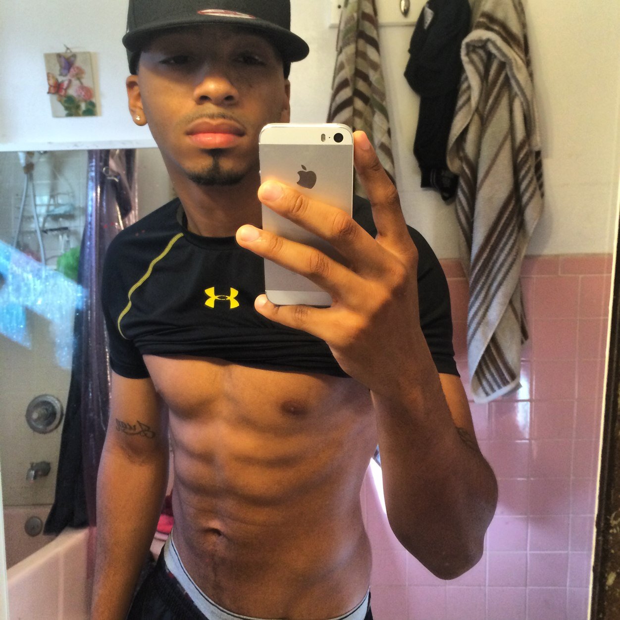 kik me - ooohhhshit