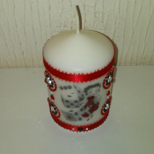 keepcandles's profile picture. Cherish keepsake candles personalised for you Facebook keepsake candles.have your own photo and message on it different sizes message for details.