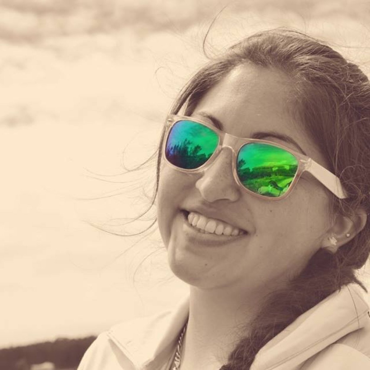 ale_more08's profile picture. -futura intérprete -fotógrafa en proceso -animadora retirada -amante de los gatos-colaboradora en ESN Vigo