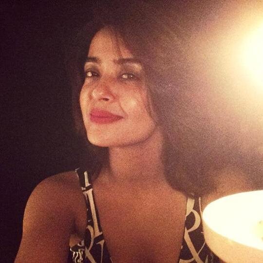 @SurveenChawla Fan Club! ♥