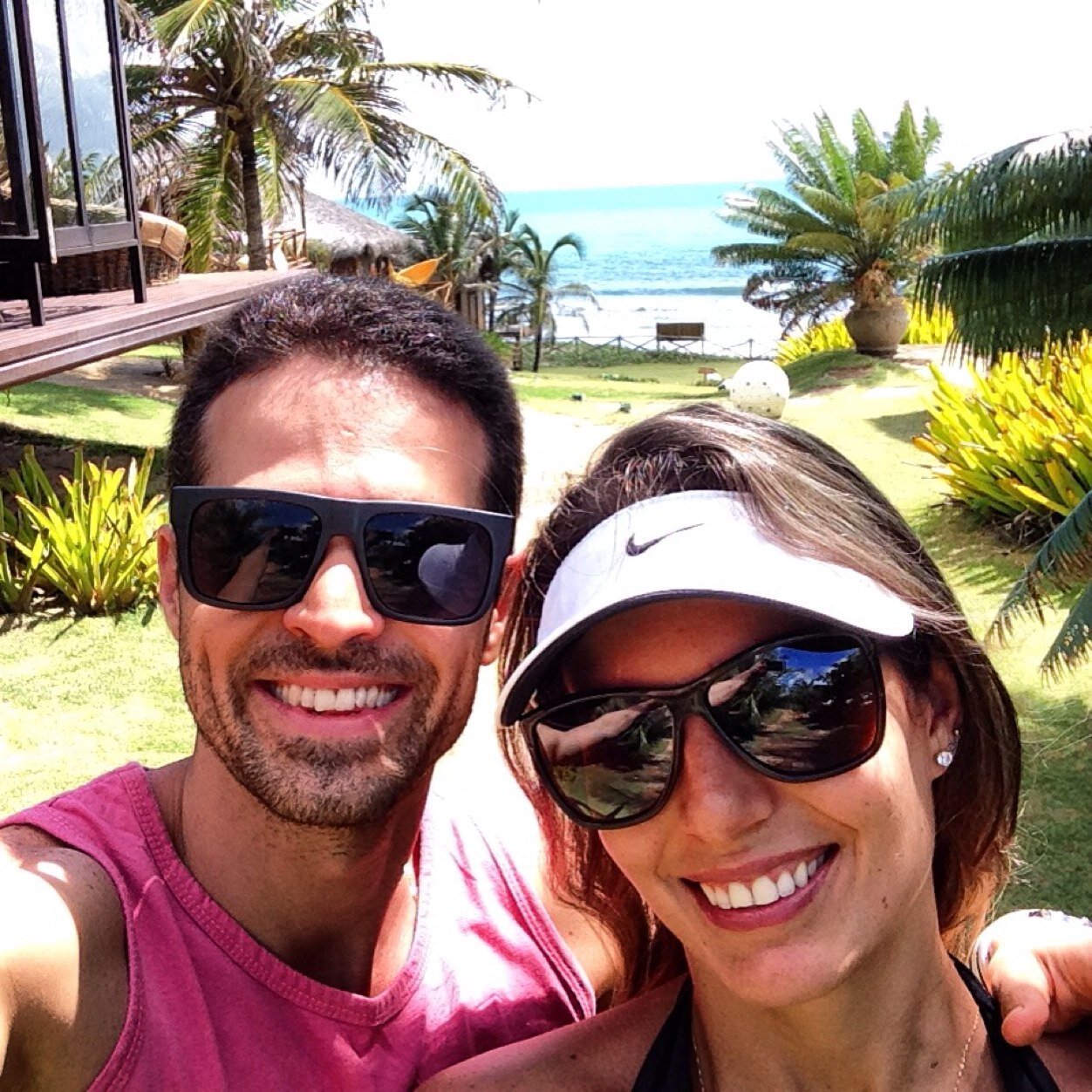 Cearense, quase nutricionista, atleta, modelo, apaixonada pelo Is, chicleteira, escorpiana, geniosa, ciumenta, abençoada por DEUS e FELIZ!