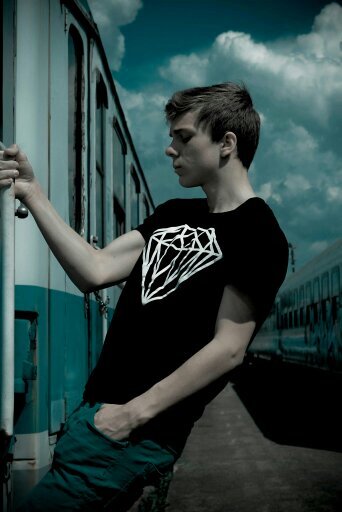 FOLLOW @thegerbus