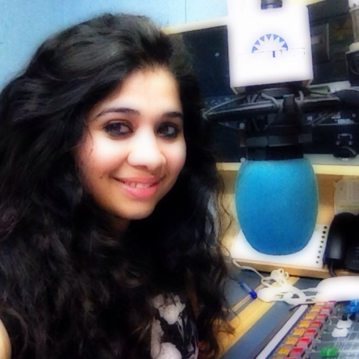 Honest..nautanki.. blunt but humble.. Voice over artist..Stage artist.. Mimicry artist.. and Radio Jockey on Sunrise Radio 963&972AM, 9am-12, Mon to fri... :)