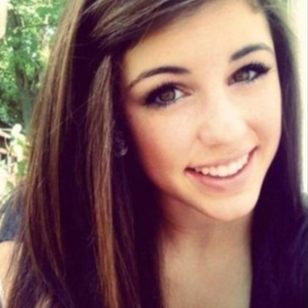 Hey im kay. #SingleNotLooking