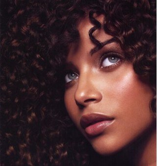 JbMissGG's profile picture. No, serious Lee, you should see Ara!  #inside #joke #funnyOrnotfunny ? You'll see!