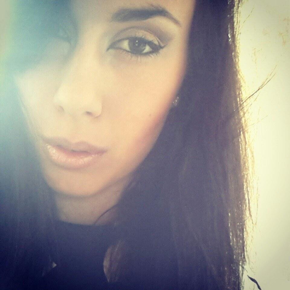 Jess_Pineapp1e's profile picture. I follow back :') My other account is @JessIsAPenguiin