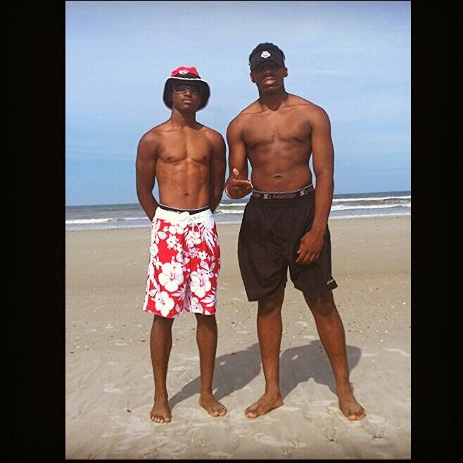 MrUndescribable's profile picture. follow me on instagram @mrundescribable I follow back