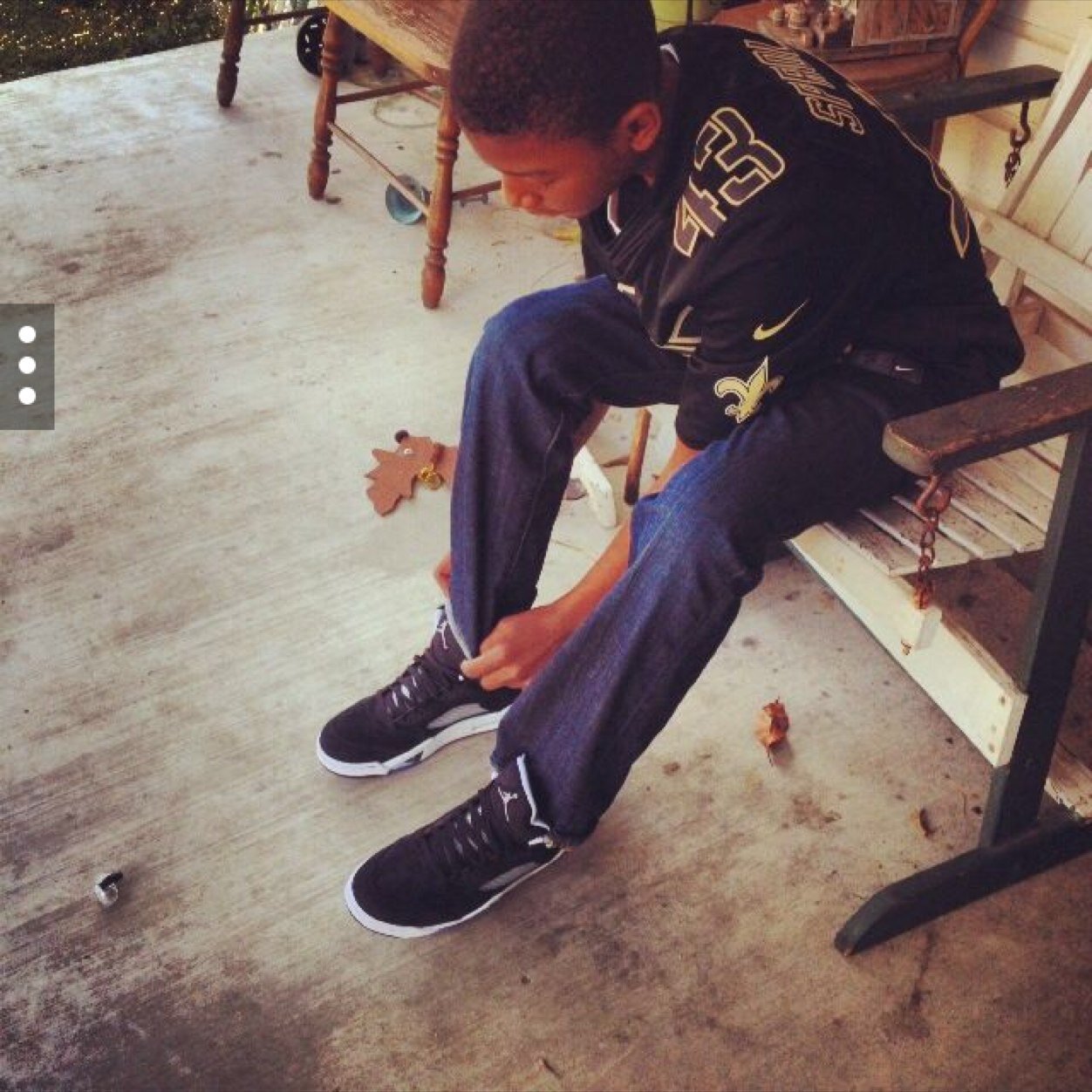 Ezekiel Thomas, Better known as Lil Zeke. Follow me, I follow back . Instagram --@its.easybreezy