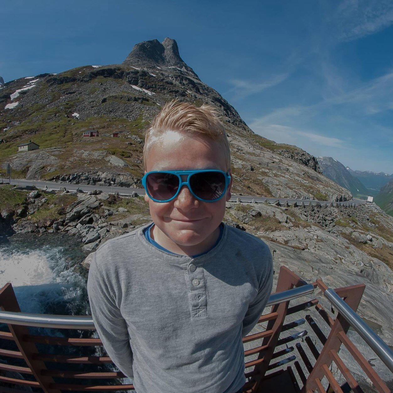 FredrikSvensli's profile picture. Mor di er mann