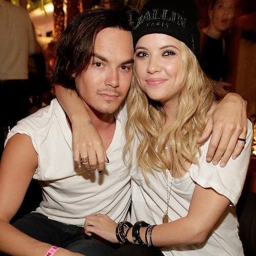 gotta secret, can you keep it? #prettylittleliars #pll #haleb