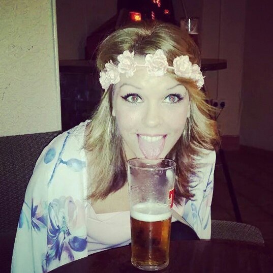 i'm a big big darts fan ,i play darts myself love all sports ,life is good :D