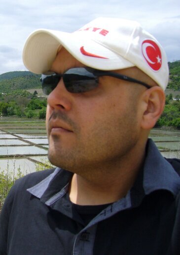 Paranın satın aldıklarını değil para ile satın alınamayanları umursuyorum.