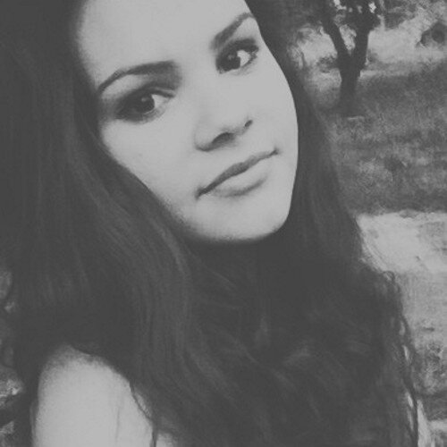 Hello❤ My name's Maria and I'm an italian girl. I live in Italy and I love Leonardo Diacaprio