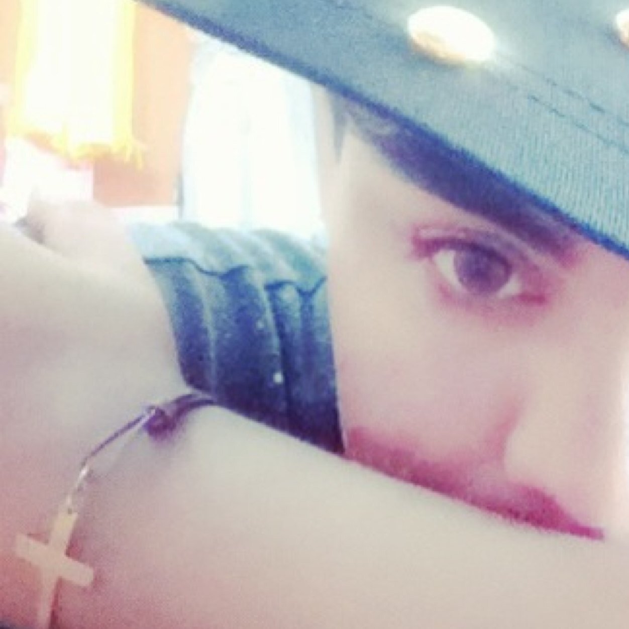 me gusta ser Yo.. Sin etiquetas ni sellos.. Vivir la vida dia con dia ‎​'♥͡' amo la muzika ‎​'♥͡'KPOP lover's '♥͡' Ulzzang style♥