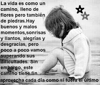Te kiero,lo sabes.Me kieres kien sabe.Te amo lo juro. Mame amas..... lo dudo