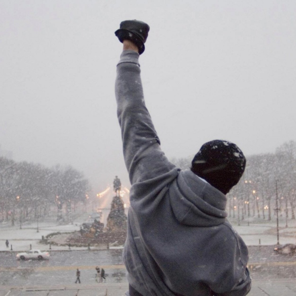 Running Tips from everyone for everyone. From Pros, Highschool athleats, Joggers, Newbies, To those striving to drop weight, build muscle, or gain speed.