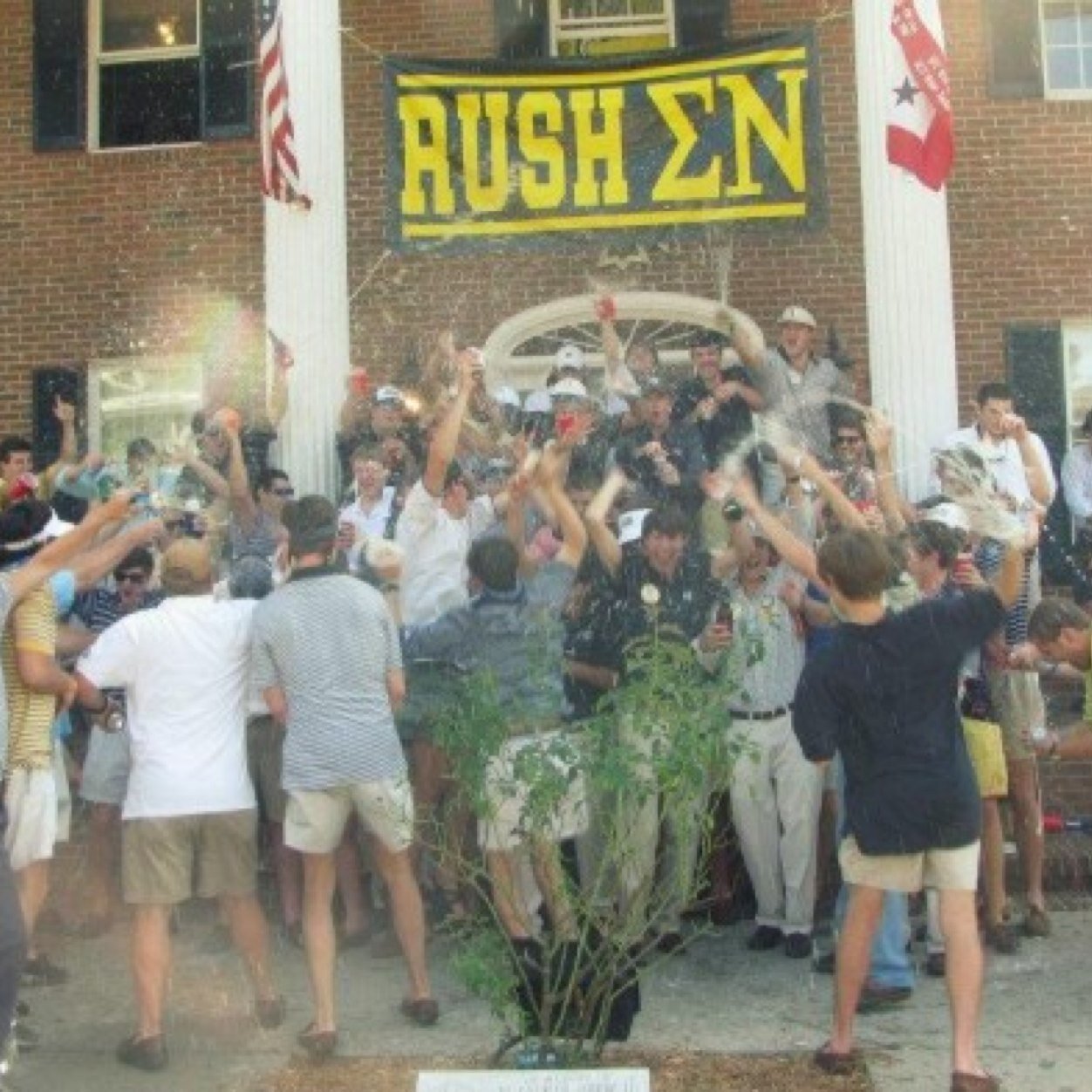 All you need to know about college is right here..... http://t.co/CgeAtJpTYY