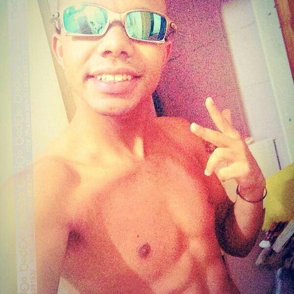 Ja fiz minha oraçao pra Deus guarda minha alma porque tem que ter fé nessa vida pra poder manter a calma (8'