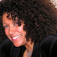 Deborah Medeiros (@deborahmstyle) 's Twitter Profile Photo