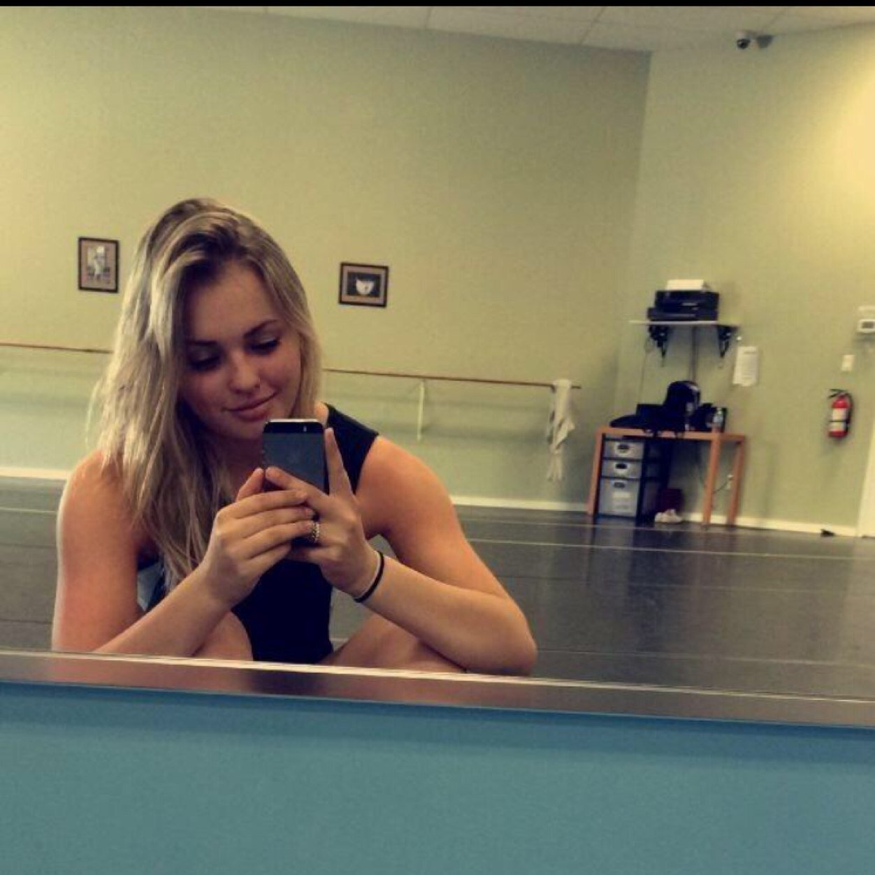 vicbaldesarrra's profile picture. Michelle on the next step