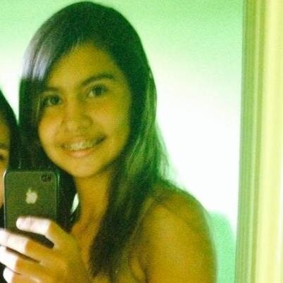 ''E por mais que eu tente não consigo esconder que sou louca por você...'' #R.I