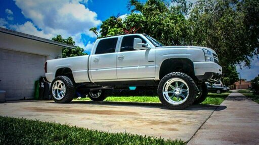 daily_diesel's profile picture. Posting pictures of the best diesel trucks...cummins, duramax and powerstroke!