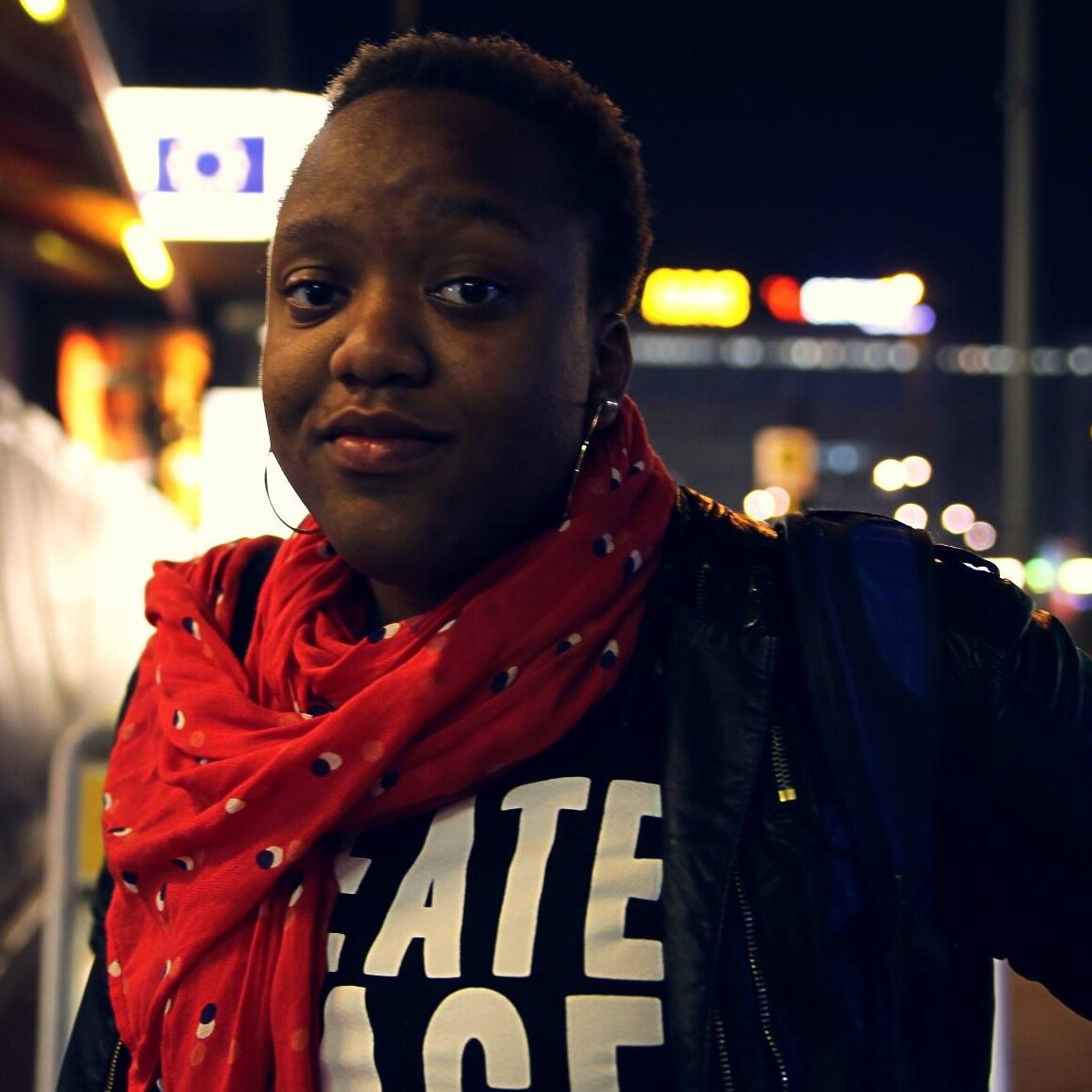 viva_ladomo's profile picture. Life's a bitch. You've got to go out and kick ass- Maya Angelou