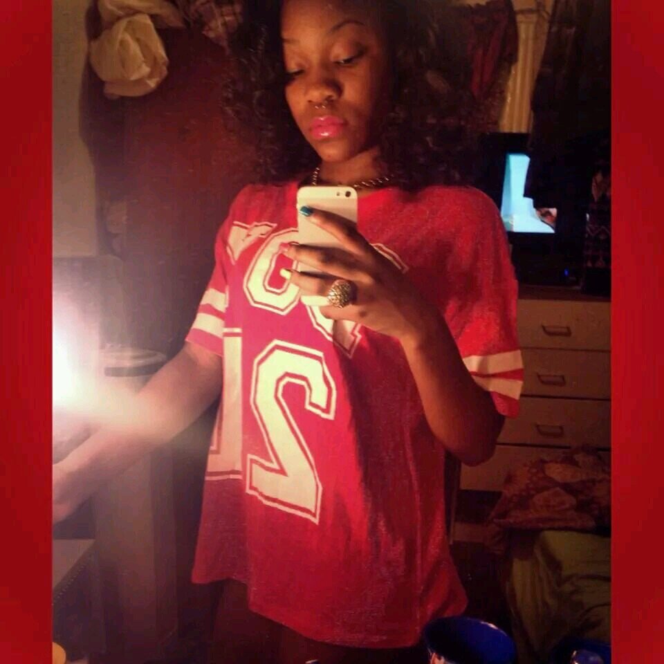 Damnshe_Prettyy's profile picture. pretty mami ☺️☺️