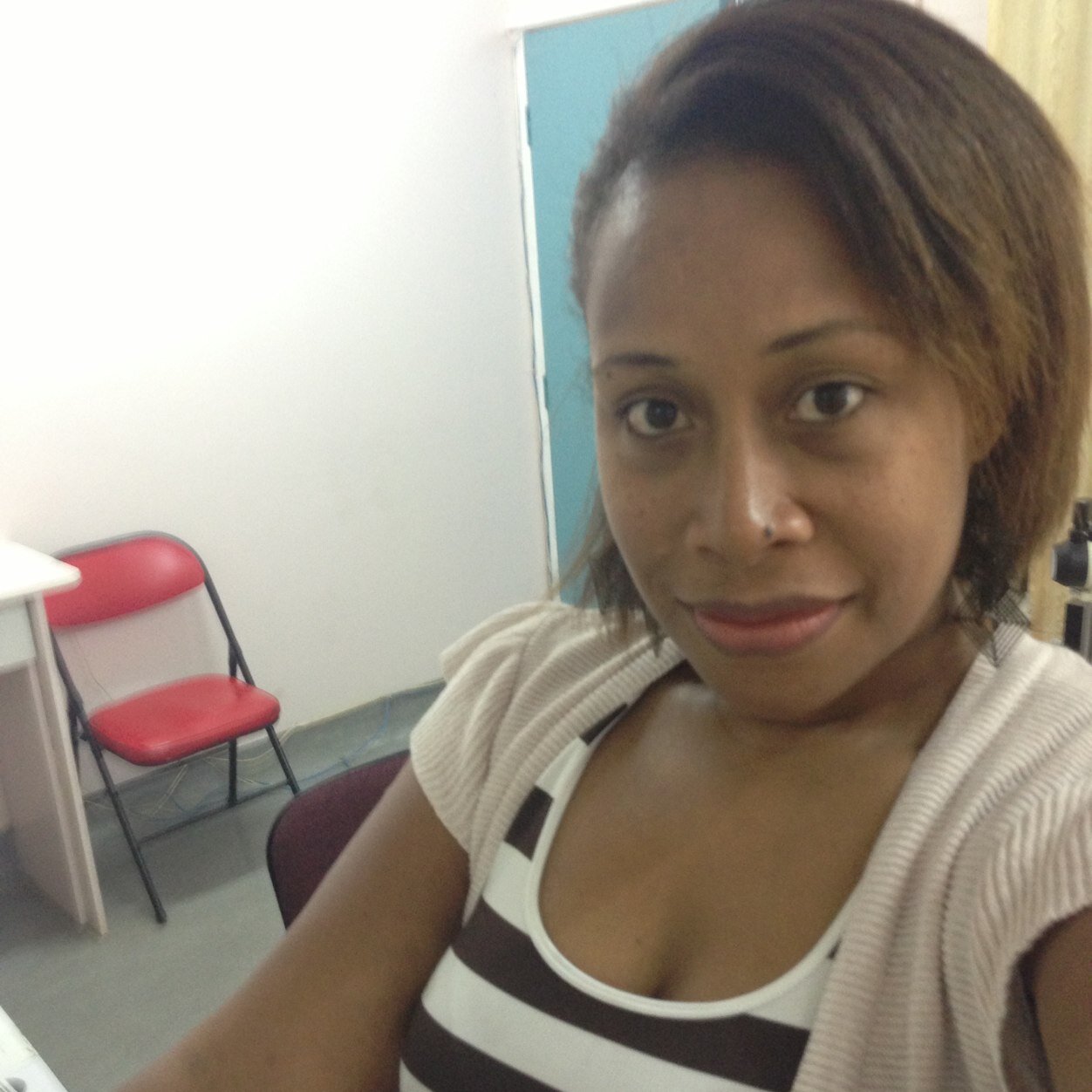 tinaiseru's profile picture. 